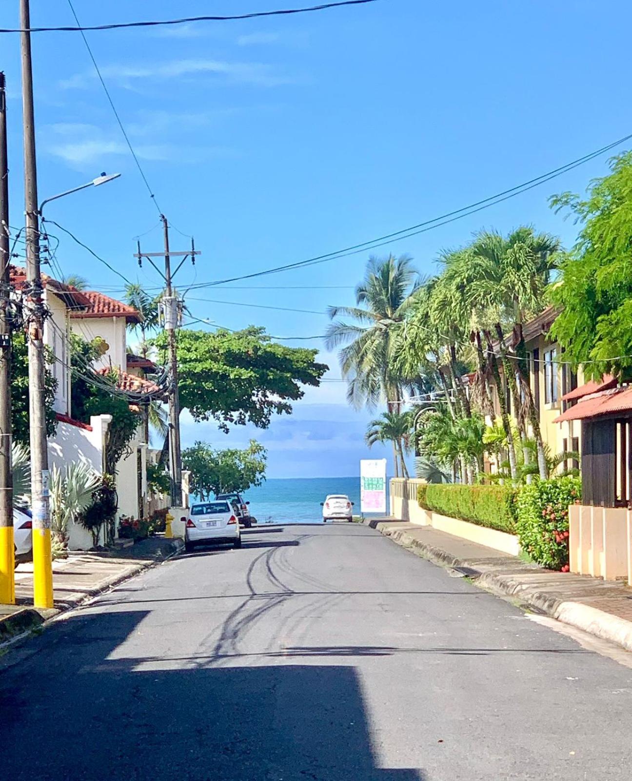 Beach Lofts And Surf Jaco Bagian luar foto